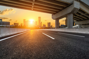 【全国疫情最新情况通报,全国疫情最新情况发布】